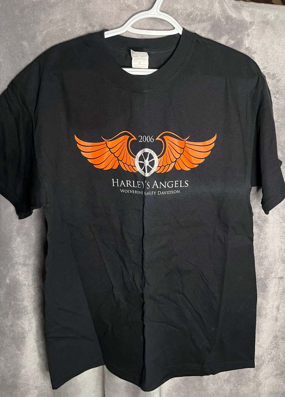 Vintage 2006 Harley's Angels Wolverine Harley-Davidson Clinton TWP Michigan T-Sh